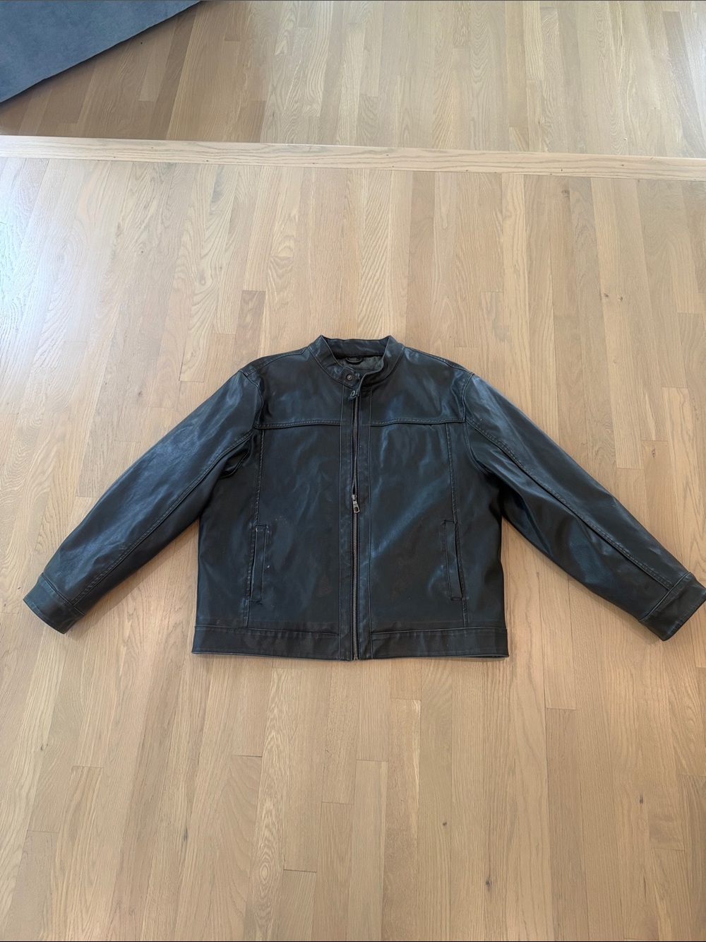 Whispering Smith Men's Black Faux Leather Jacket - Tag says XXL fits like L